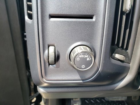 Used 2017 Chevrolet Silverado 1500 Custom w/ Custom Convenience Package image 23