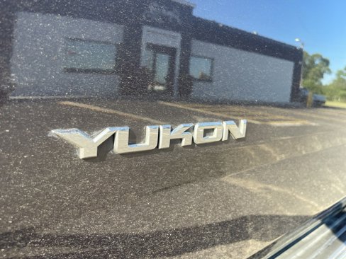 Used 2015 GMC Yukon SLT w/ Open Road Package image 18