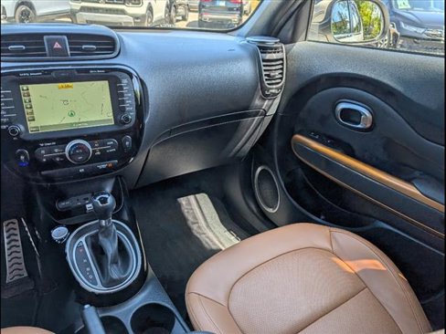 Used 2015 Kia Soul ! w/ Sun & Sound Package image 9
