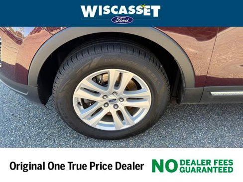 Used 2019 Ford Explorer XLT w/ Class III Trailer Tow Package image 29