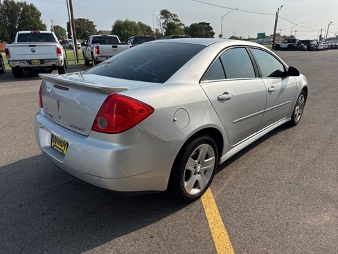 Used 2010 Pontiac G6 Sedan image 5