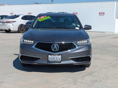 Used 2018 Acura TLX V6 image 2