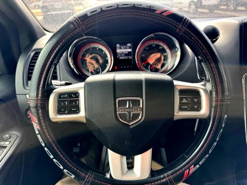 Used 2019 Dodge Grand Caravan GT image 20
