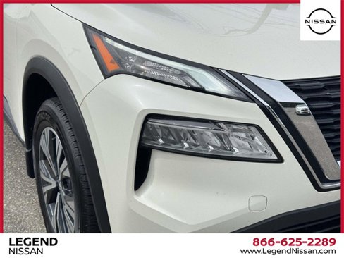 Used 2023 Nissan Rogue SV image 5