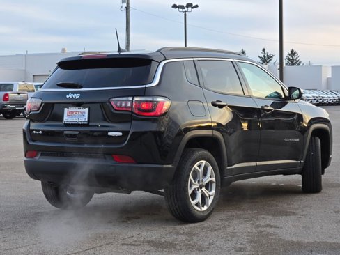 New 2025 Jeep Compass Sport image 12