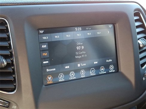 Used 2018 Jeep Compass Latitude w/ Popular Equipment Group image 17