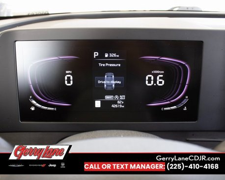 Used 2024 Kia Sportage LX image 6