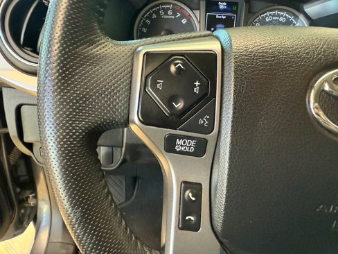Used 2022 Toyota Tacoma SR5 image 17