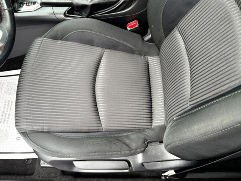 Used 2015 MAZDA MAZDA3 i Touring image 14
