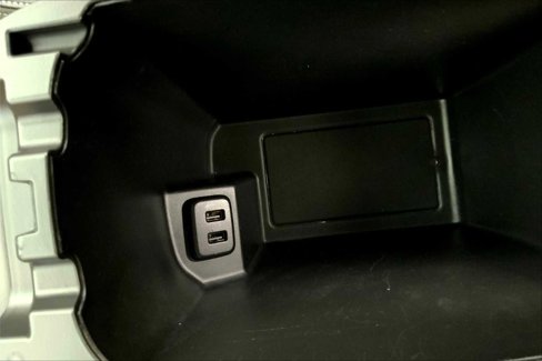 Used 2023 GMC Terrain SLT image 32
