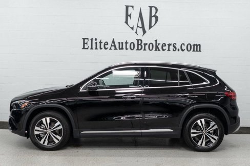 Used 2025 Mercedes-Benz GLA 250 4MATIC image 2