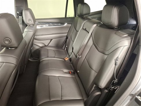 Used 2021 Cadillac XT6 Premium Luxury image 14