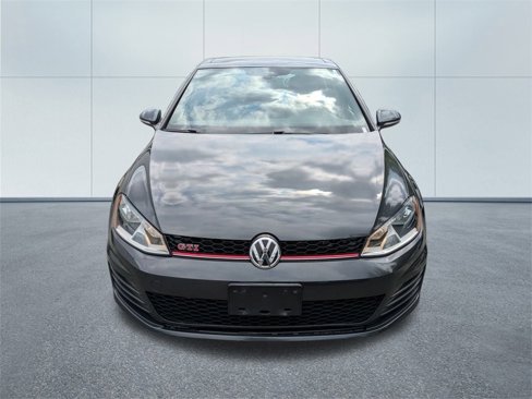 Used 2017 Volkswagen GTI SE image 8