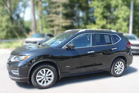 Used 2019 Nissan Rogue SV w/ Premium Package image 5