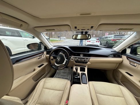 Used 2015 Lexus ES 350 image 9