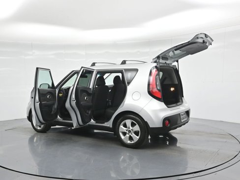 Used 2018 Kia Soul image 34