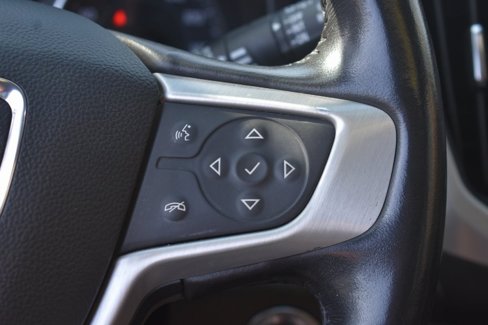 Used 2020 GMC Terrain SLT w/ Preferred Package image 16