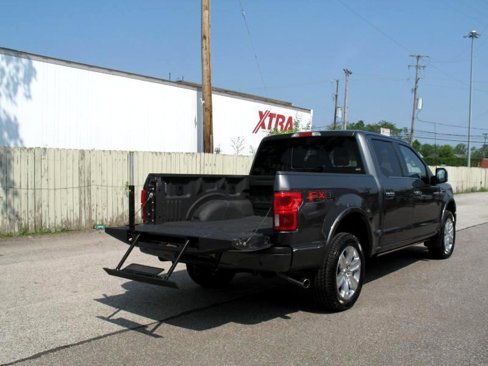 Used 2020 Ford F150 Platinum w/ Equipment Group 701A Luxury image 9