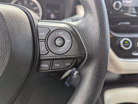 Used 2021 Toyota Corolla LE image 30