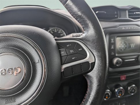 Used 2016 Jeep Renegade Trailhawk image 23