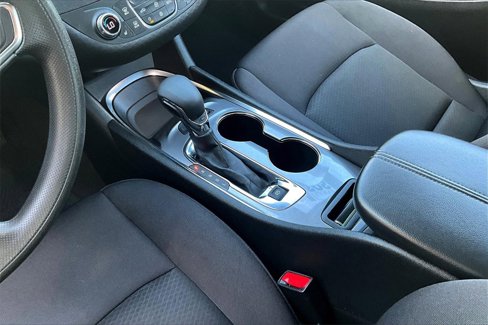Used 2024 Chevrolet Malibu LT image 16