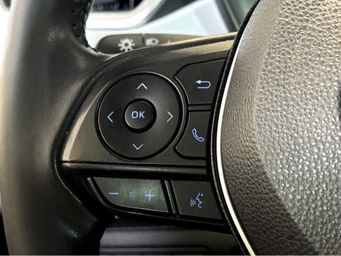 Used 2022 Toyota Corolla SE image 12