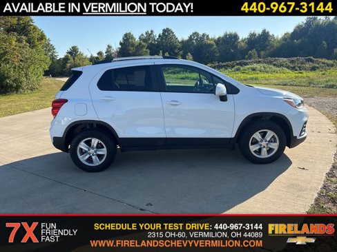 Certified 2022 Chevrolet Trax LT w/ LT Convenience Package image 6