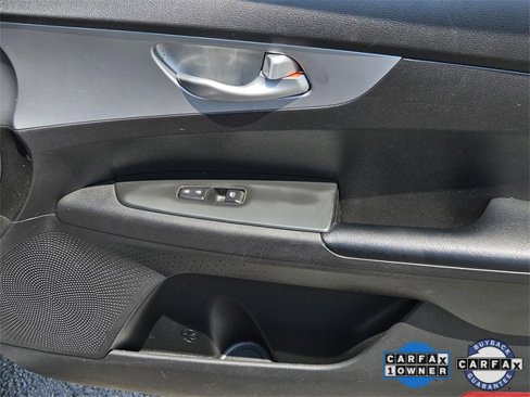 Used 2023 Kia Forte LX image 32