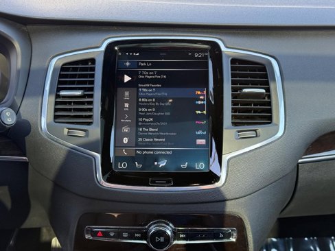 Used 2019 Volvo XC90 T6 Momentum w/ Advanced Package image 14