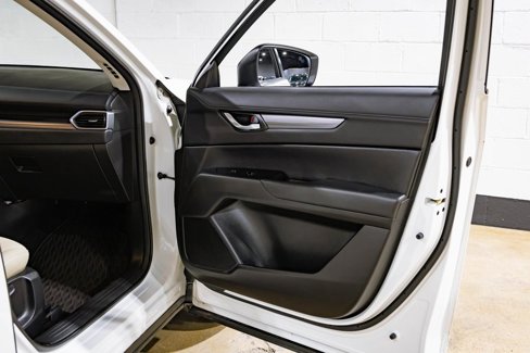 Used 2018 MAZDA CX-5 Touring image 25