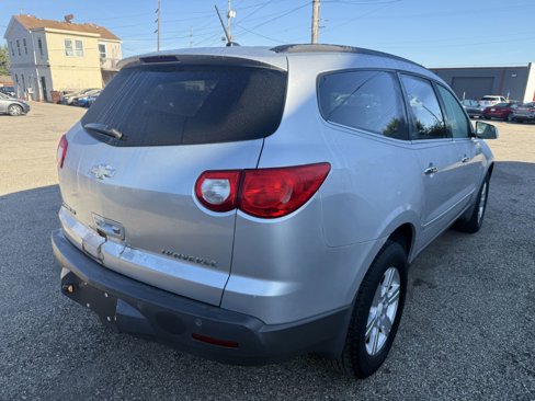 Used 2009 Chevrolet Traverse LT image 5