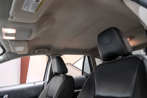 Used 2010 Ford Edge SEL image 36