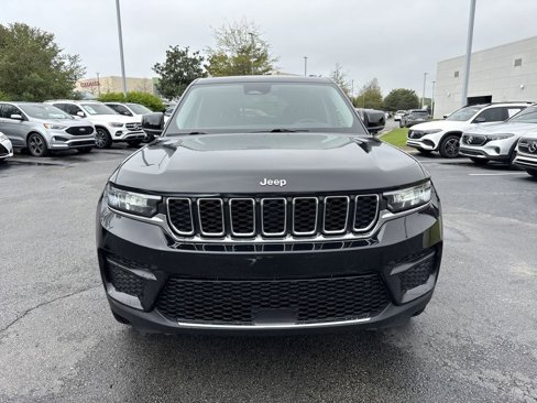 Used 2023 Jeep Grand Cherokee Laredo w/ Luxury Tech Group I image 8
