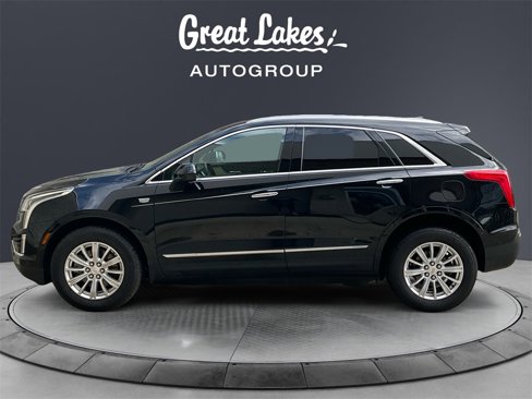 Used 2017 Cadillac XT5 FWD image 2