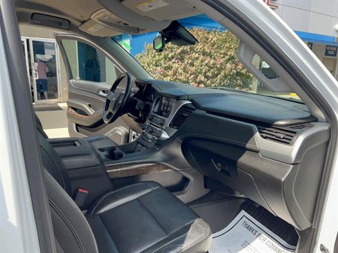 Used 2018 Chevrolet Suburban LT image 20