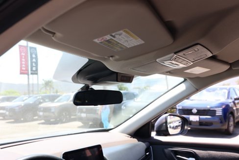 Used 2023 Nissan Rogue SV image 13
