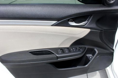Used 2017 Honda Civic EX image 10