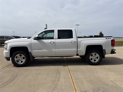 Used 2017 Chevrolet Silverado 1500 LT w/ All Star Edition image 10