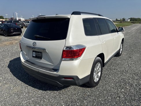 Used 2011 Toyota Highlander 2WD image 5