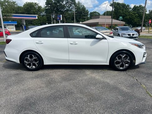 Used 2021 Kia Forte LXS image 1