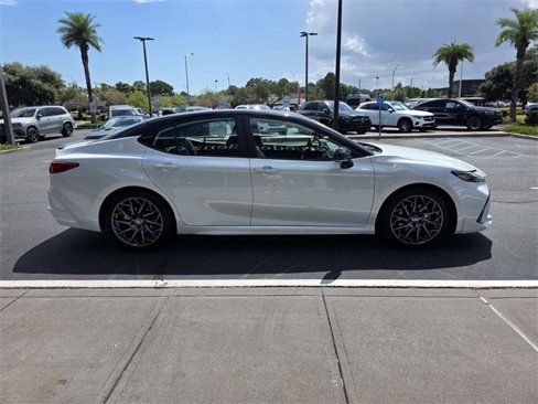Used 2025 Toyota Camry XSE image 5