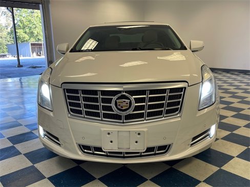 Used 2015 Cadillac XTS Premium image 2