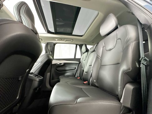 Certified 2024 Volvo XC90 B5 Core image 23