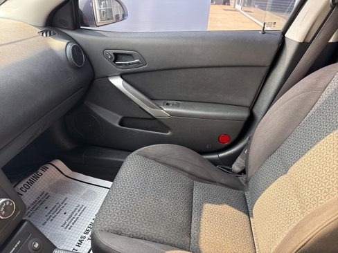 Used 2010 Pontiac G6 Sedan image 19