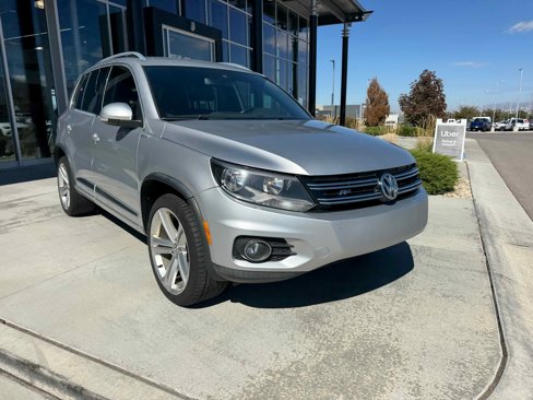 Used 2016 Volkswagen Tiguan R-Line image 11