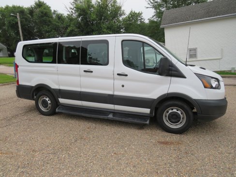 Used 2017 Ford Transit 150 XL image 10