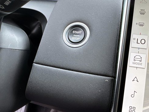 New 2024 Land Rover Discovery Sport S image 25
