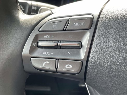 Certified 2022 Hyundai Ioniq SE image 20