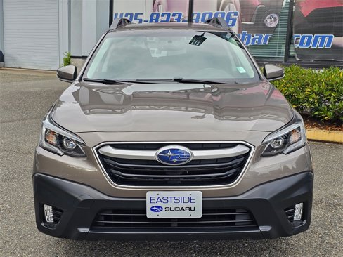 Used 2022 Subaru Outback Premium image 2