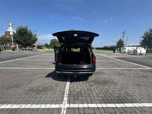 Used 2016 Honda Pilot Touring image 41